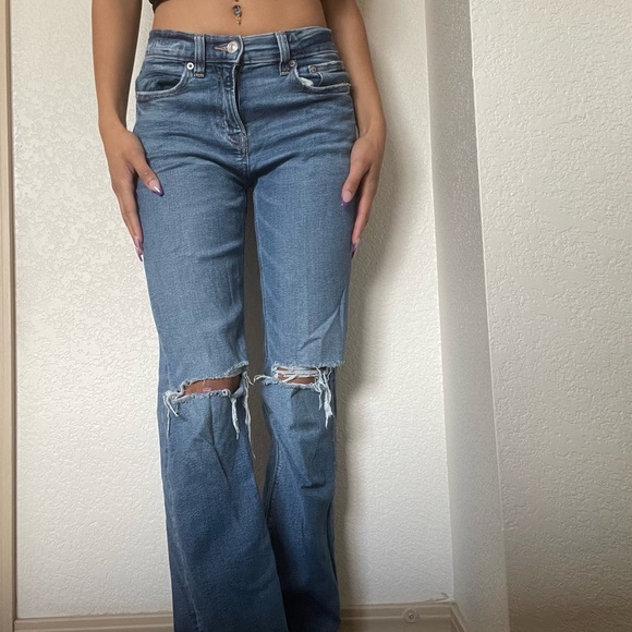 American Eagle 90s Bootcut Jeans - Picture 4 of 4
